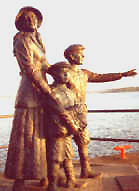 Statue of Annie Moore at Cobh by Jeanne Rynhart